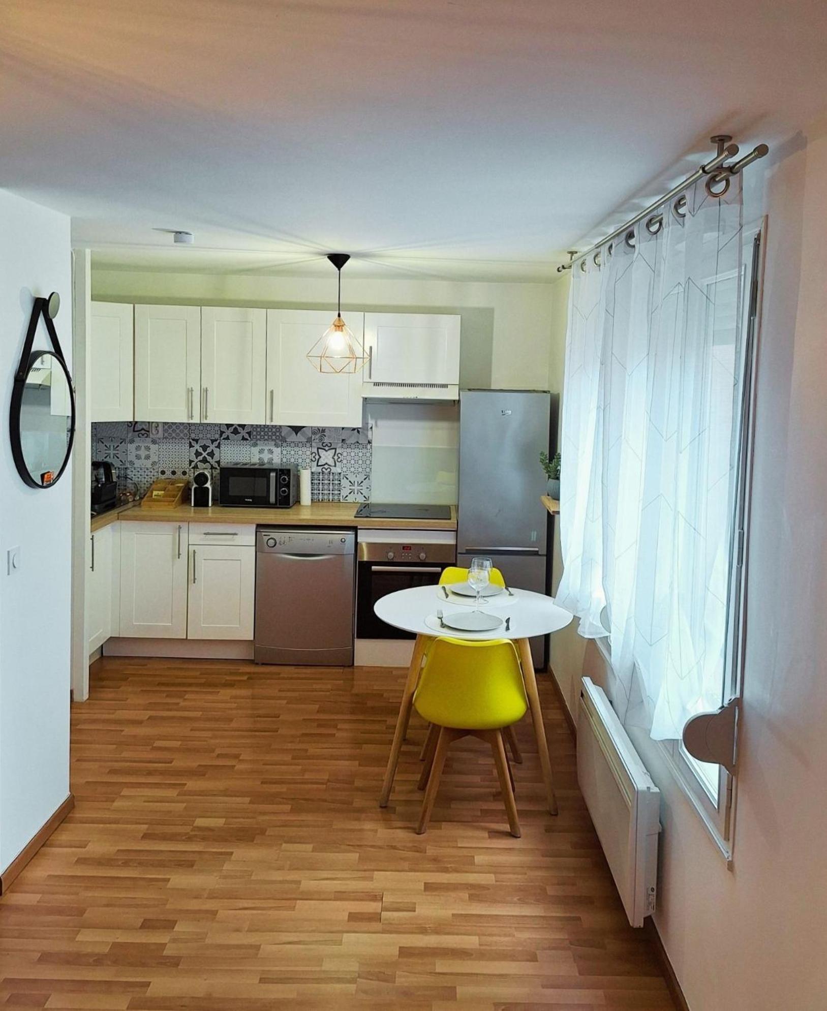 Apartament Le Fatsia - Rennes Gare T2 Zewnętrze zdjęcie